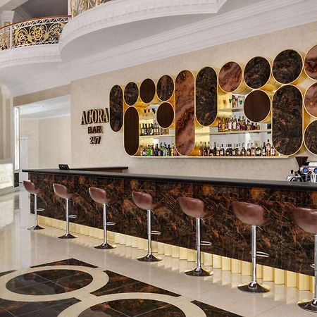 Ramada By Wyndham Shymkent Hotell Eksteriør bilde