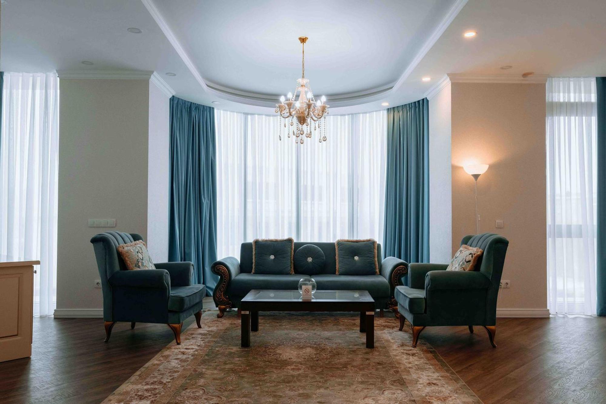 Ramada By Wyndham Shymkent Hotell Eksteriør bilde