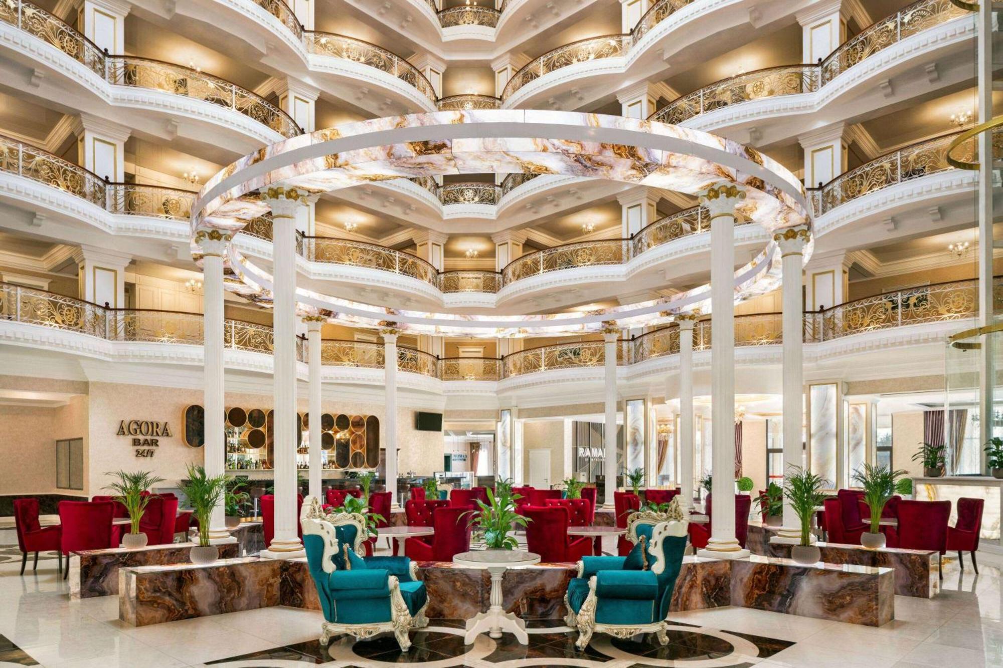 Ramada By Wyndham Shymkent Hotell Eksteriør bilde
